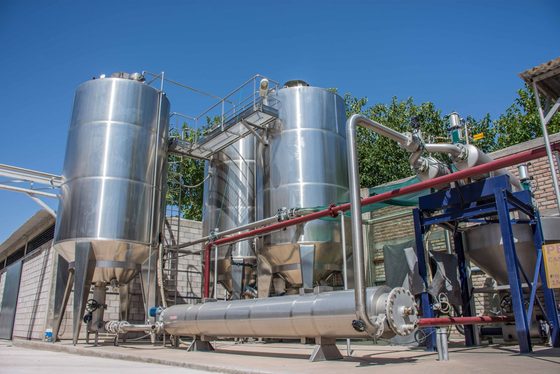 Equipo de termovinificación con intercambiador de calor